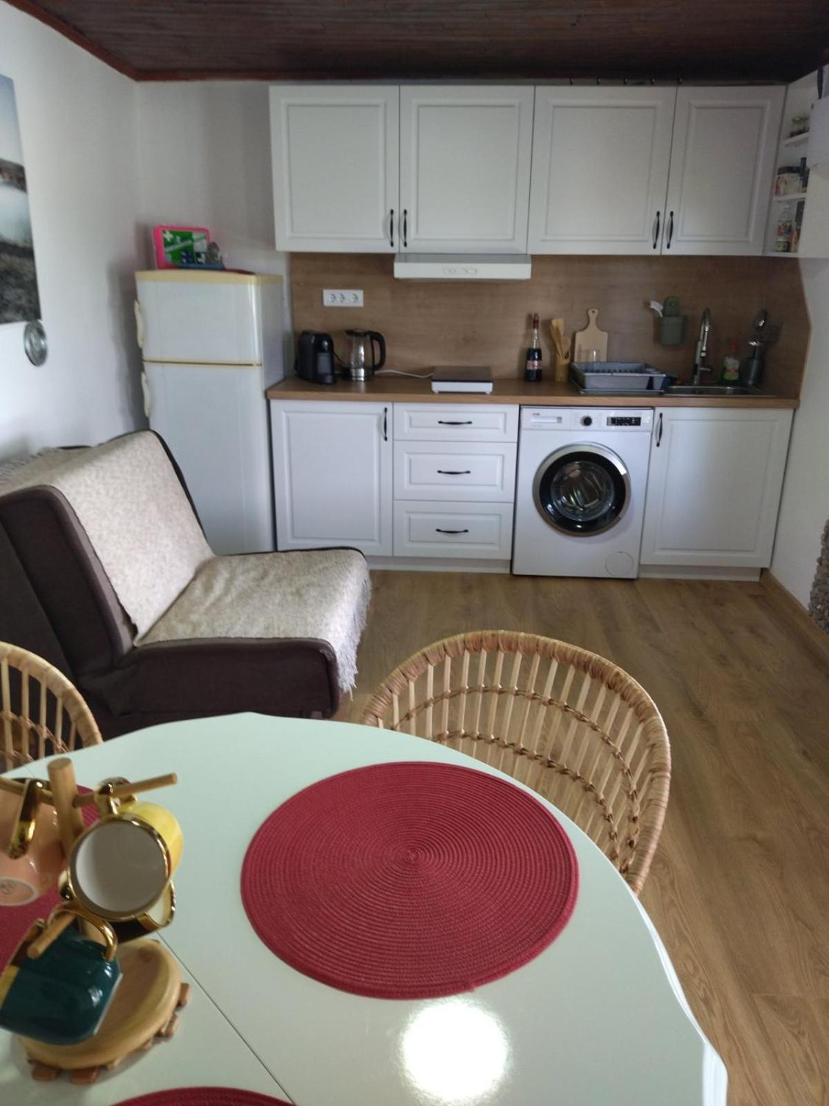 Hedona Apartment *