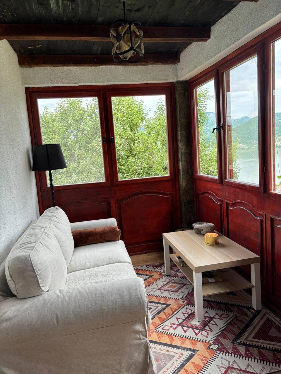Hedona Apartment Donji Milanovac